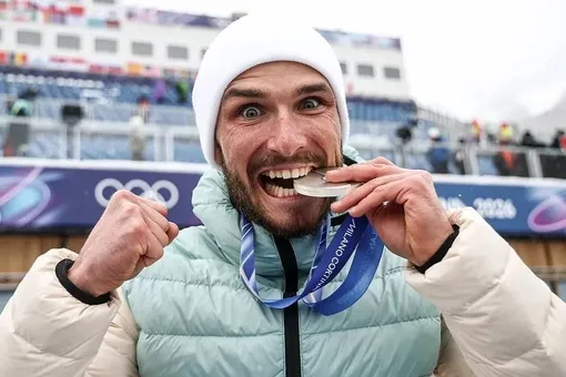 Никита Филиппов признался, что повредил медаль Олимпиады-2026