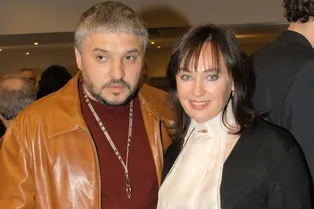 «Какой ужас!»: Лариса Гузеева застукала мужа в объятиях высокой блондинки «Какой ужас!»: Лариса Гузеева застукала мужа в объятиях высокой блондинки