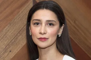 Взяла на руки дочь и нежно обняла сына: Равшана Куркова показала умилительные фото с детьми Взяла на руки дочь и нежно обняла сына: Равшана Куркова показала умилительные фото с детьми