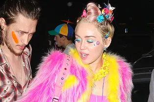 Майли Сайрус отметила день рождения с новым бойфрендом