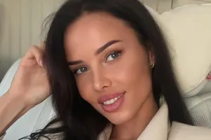 «Я не хотела это показывать»: Анастасия Решетова впервые за долгое время опубликовала фото в бикини на курорте «Я не хотела это показывать»: Анастасия Решетова впервые за долгое время опубликовала фото в бикини на курорте