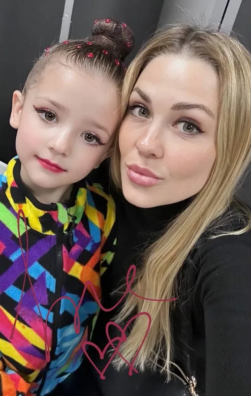 Анжелика и ее мама Ольга Алдонина