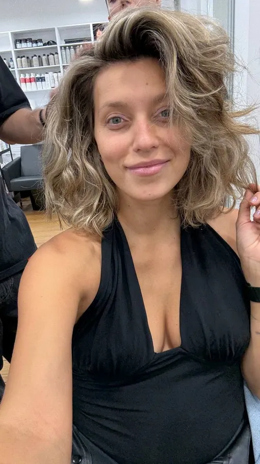 Регина Тодоренко придумывает образы для выходов в свет Регина Тодоренко придумывает образы для выходов в свет