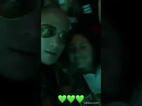 Нажми и смотри