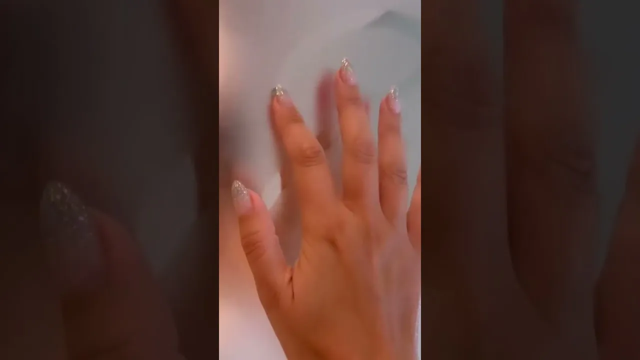 Нажми и смотри