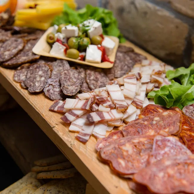 Почему обезжиренные продукты вредны для здоровья и еще 3 факта о пользе жира