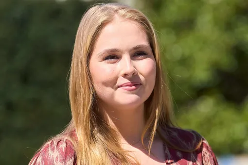 «Сломала руку, упав с лошади»: принцесса Нидерландов Катарина-Амалия нуждается в срочной операции «Сломала руку, упав с лошади»: принцесса Нидерландов Катарина-Амалия нуждается в срочной операции