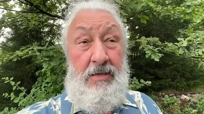 Нажми и смотри