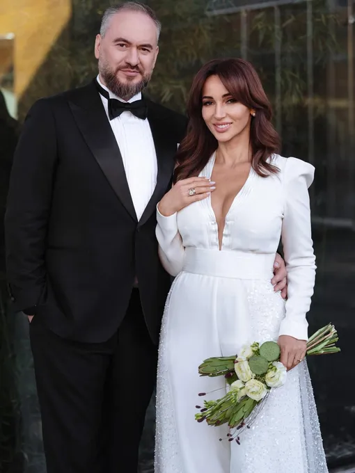 Анфиса Чехова впервые официально вышла замуж