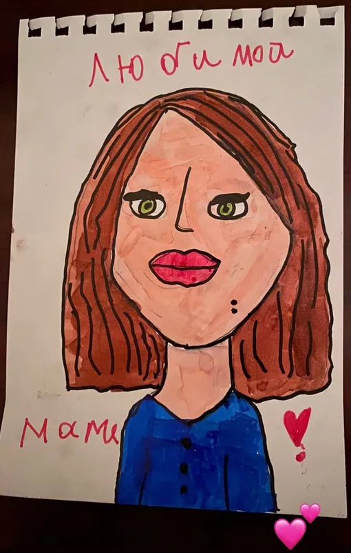 Звезда похвасталась подарком 9-летней дочери Софии Звезда похвасталась подарком 9-летней дочери Софии