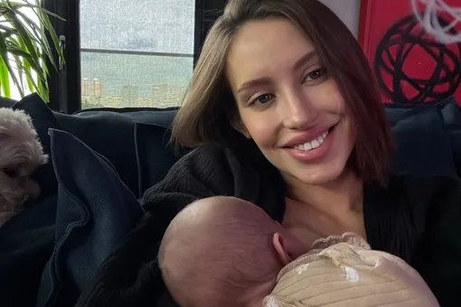 «Папа на подхвате»: невеста Тимати показала, как он ловко укачивает крошку-дочь «Папа на подхвате»: невеста Тимати показала, как он ловко укачивает крошку-дочь