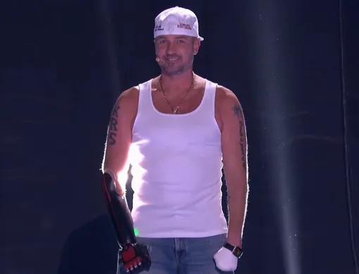 Роман Костомаров заверил, что у него нет голоса Роман Костомаров заверил, что у него нет голоса