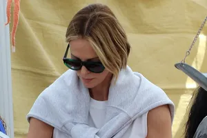 Шарлиз Терон с сыном на фермерском рынке в Лос-Анджелесе подловили папарацци