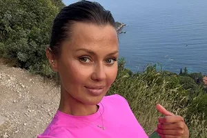 «Беру свои слова обратно спустя 15 лет. Бедная девочка»: Боня призналась, что была неправа на ток-шоу Малахова «Беру свои слова обратно спустя 15 лет. Бедная девочка»: Боня призналась, что была неправа на ток-шоу Малахова