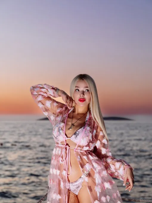 Алена Кравец ждет ребенка Алена Кравец ждет ребенка