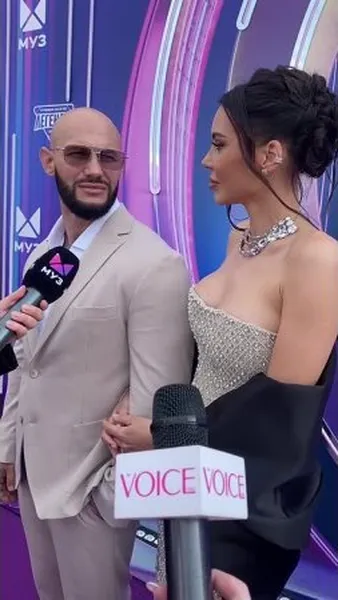 Нажми и смотри