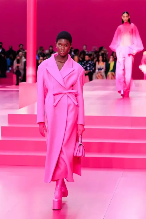 Новая коллекция Valentino понравилась Анастасии Костенко Новая коллекция Valentino понравилась Анастасии Костенко