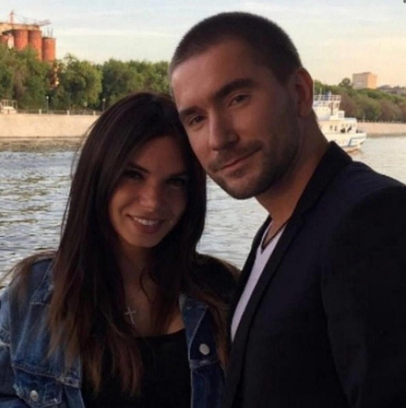 Сколько лет мужу жужи. Сколько лет мужу жужи. Сколько лет мужу жужи. Сколько лет мужу жужи. Катя жужа дом 2.