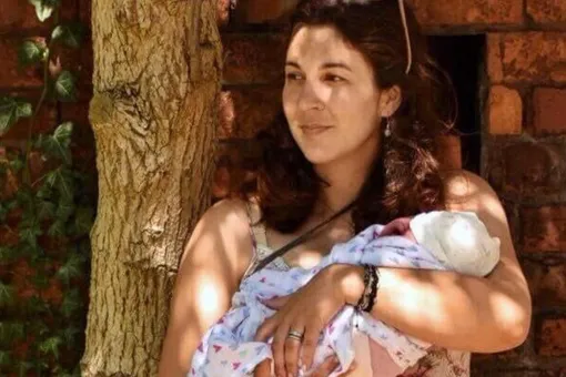 «Эпиляция больнее, чем роды»: поведение женщины в ванне удивило акушеров «Эпиляция больнее, чем роды»: поведение женщины в ванне удивило акушеров