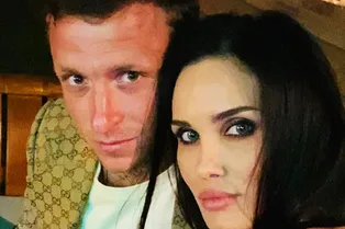 «Отжимать у ребенка жилье — это в стиле Павла»: Алана Мамаева рассказала об итогах суда с бывшим мужем «Отжимать у ребенка жилье — это в стиле Павла»: Алана Мамаева рассказала об итогах суда с бывшим мужем