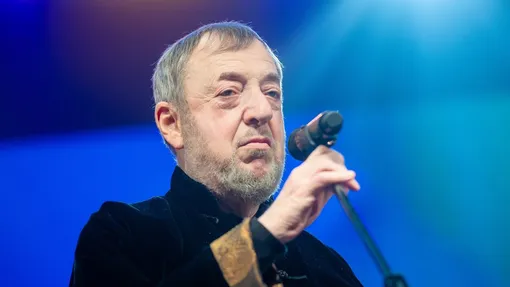 Павел Лунгин страдает от проблем с глазами