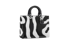 Dior представили новые зимние аксессуары