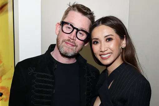 Маколей Калкин совершил редкий выход в свет с женой, родившей от него двоих детей Маколей Калкин совершил редкий выход в свет с женой, родившей от него двоих детей