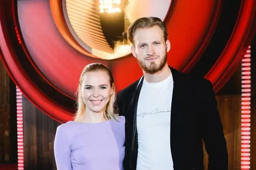 Девушка, с которой целовался муж Пелагеи, прокомментировала ситуацию