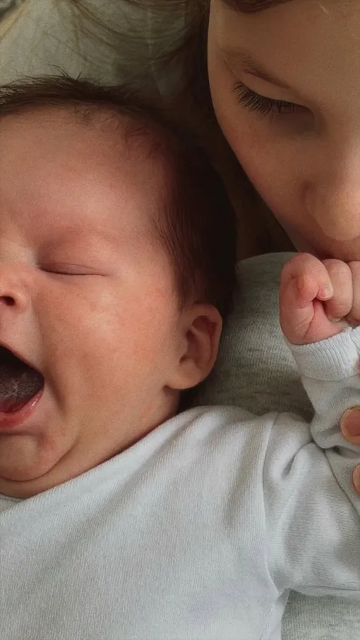 Даниэль с сестрой Алисой