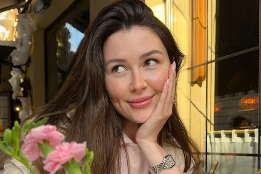 «Я сейчас так выгляжу»: Анна Заворотнюк показала фигуру через четыре месяца после родов «Я сейчас так выгляжу»: Анна Заворотнюк показала фигуру через четыре месяца после родов