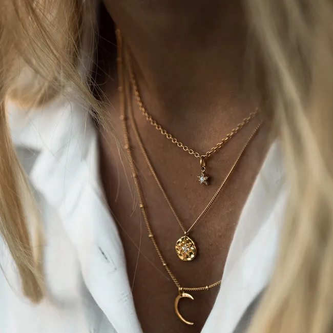 Символы в украшениях: как они могут повлиять на твою судьбу