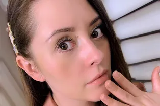 «Я женат, остановись!»: звезда Comedy Woman в купальнике смутила мужчин «Я женат, остановись!»: звезда Comedy Woman в купальнике смутила мужчин