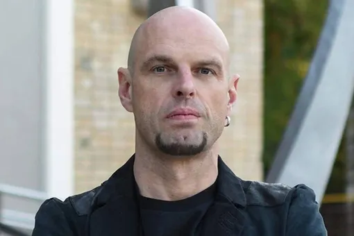 Получивший пулевое ранение в спину во время теракта в «Крокусе» концертный промоутер Дмитрий Сараев покончил с собой Получивший пулевое ранение в спину во время теракта в «Крокусе» концертный промоутер Дмитрий Сараев покончил с собой