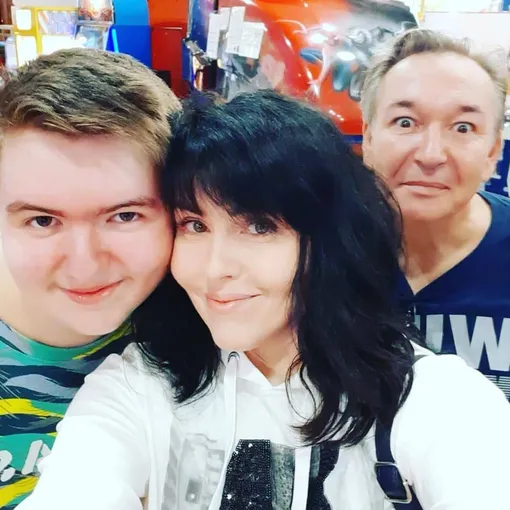 Артем с родителями Ириной Дюковой и Германом Витке Артем с родителями Ириной Дюковой и Германом Витке