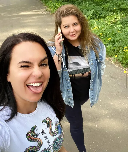 Анна Прокофьева и Мария Смотрова