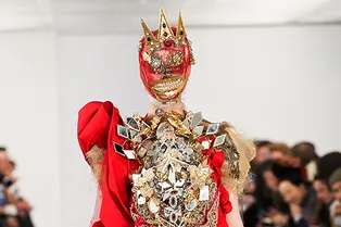 Показ Maison Martin Margiela Couture, весна-лето 2015 Показ Maison Martin Margiela Couture, весна-лето 2015