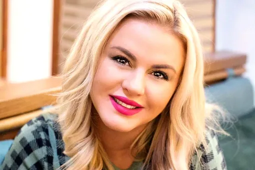 «Я плакала в подушку от обиды!»: Анна Семенович о «несправедливых» судьях «Я плакала в подушку от обиды!»: Анна Семенович о «несправедливых» судьях