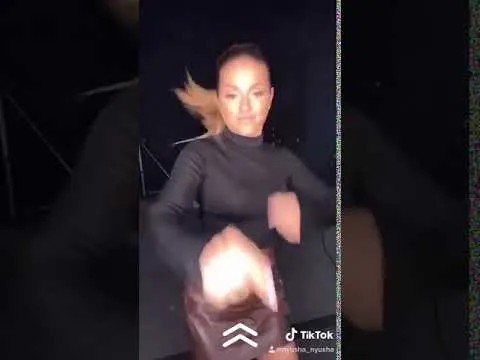 Нажми и смотри