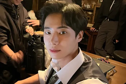 «Я был напуган»: звезда «Истории леди Ок» Чу Ён У признался, что лгал семье в начале карьеры «Я был напуган»: звезда «Истории леди Ок» Чу Ён У признался, что лгал семье в начале карьеры