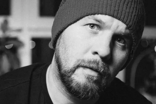 Погиб в 45 лет актер сериалов «Герой моего времени», «Пес» и «Стажер» Евгений Бушмакин Погиб в 45 лет актер сериалов «Герой моего времени», «Пес» и «Стажер» Евгений Бушмакин