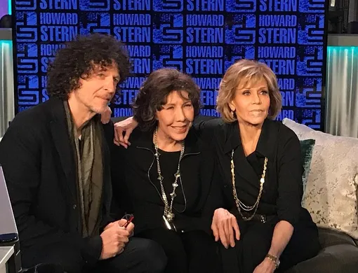Говард Стерн, Джейн Фонда и Лили Томлин