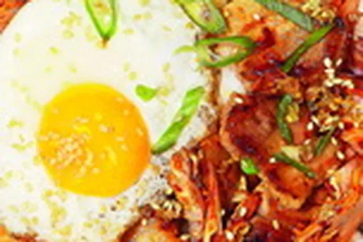 Кимчи поккум с рисом Кимчи поккум с рисом