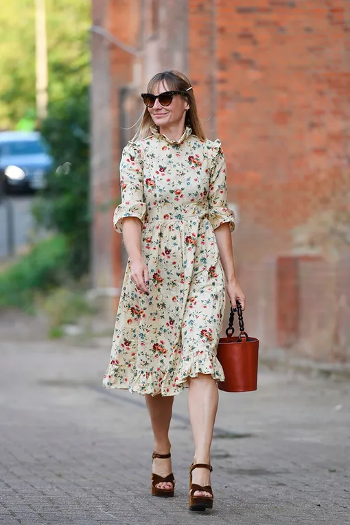 Самые модные платья на осень-2019: чайное платье Самые модные платья на осень-2019: чайное платье