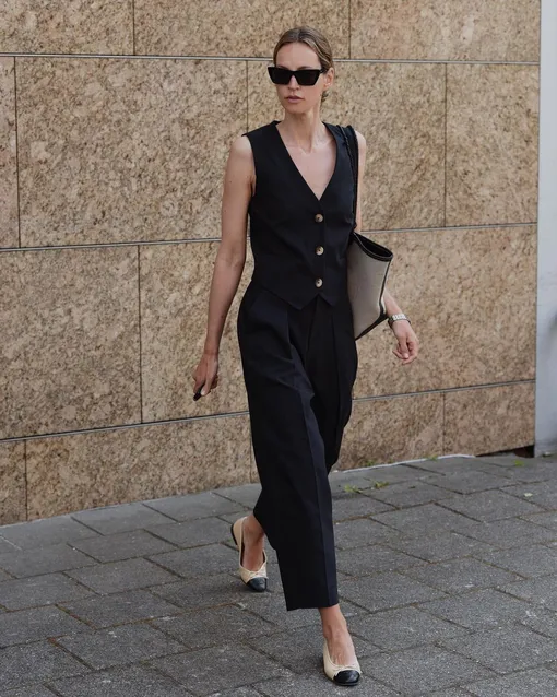 Отличной альтернативой пиджаку станет костюмный жилет.