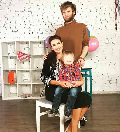 Эвелина Бледанс с сыновьями Эвелина Бледанс с сыновьями