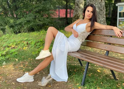 Анна Прокофьева мечтала выйти замуж за офицера