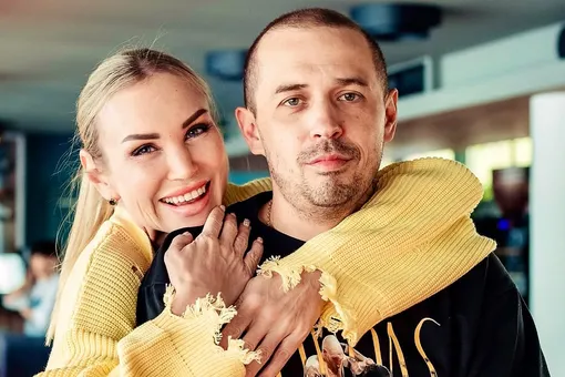 «Сегодня мы отмечаем 23 года вместе!»: жена победителя шоу «Звезды в Африке» Олега Верещагина показала нежные фото «Сегодня мы отмечаем 23 года вместе!»: жена победителя шоу «Звезды в Африке» Олега Верещагина показала нежные фото