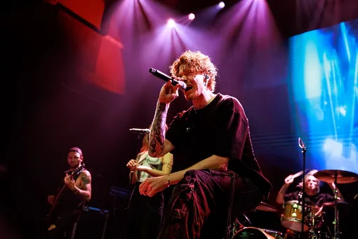 Никита Пресняков на сцене