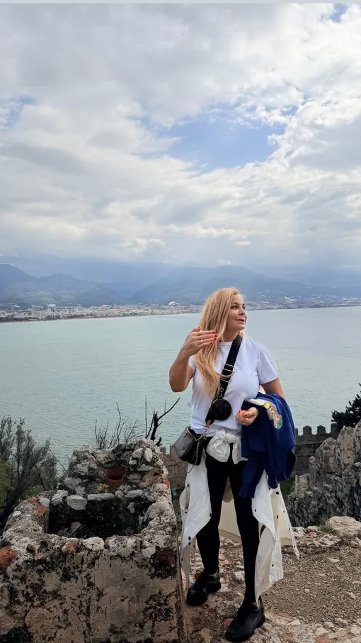 Ирина Пегова спровоцировала слухи о помолвке