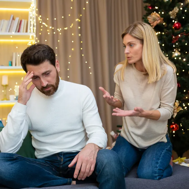 Почему в праздники обостряются конфликты, и что с этим делать: советы психолога